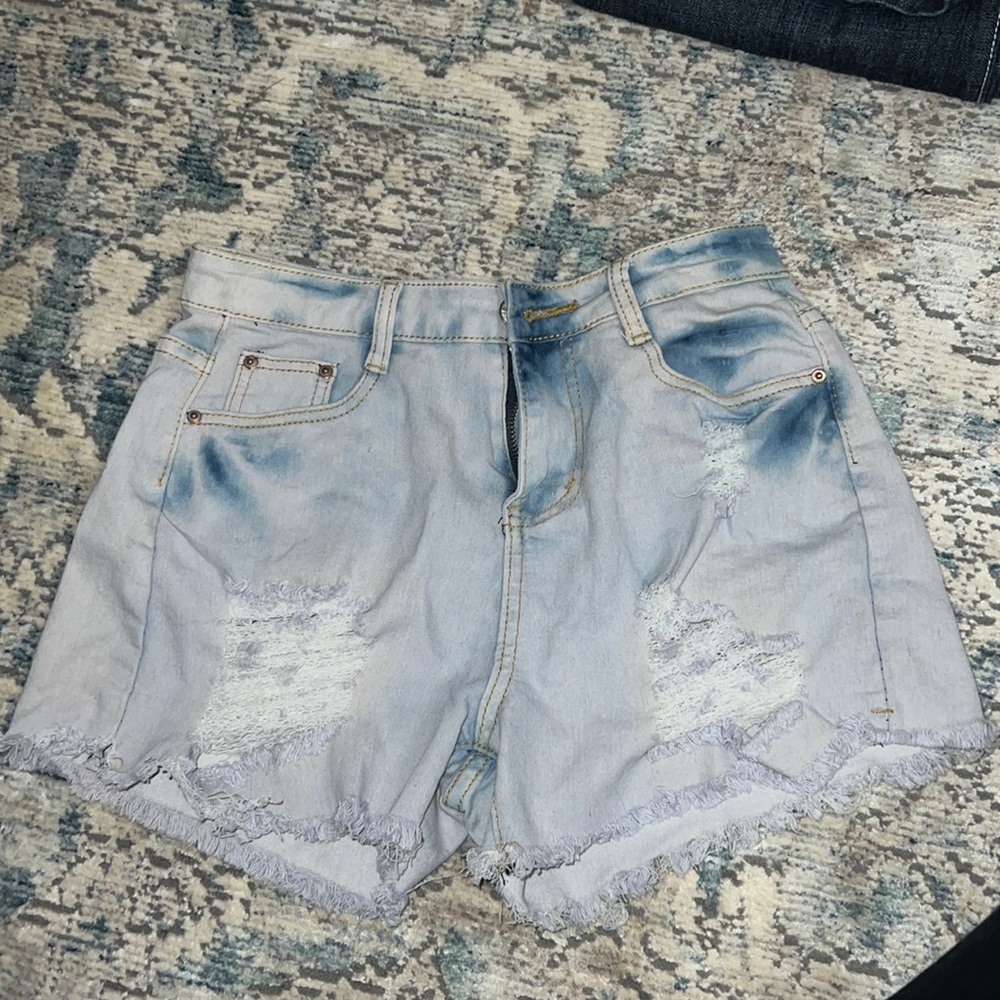 High waisted cut off shorts